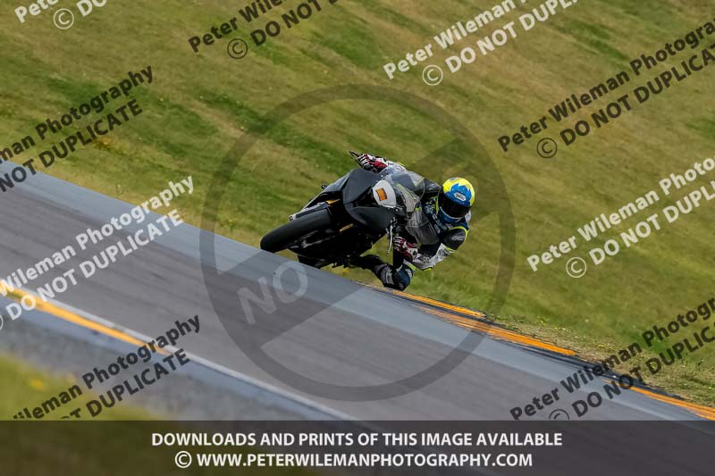 PJM Photography;anglesey no limits trackday;anglesey photographs;anglesey trackday photographs;enduro digital images;event digital images;eventdigitalimages;no limits trackdays;peter wileman photography;racing digital images;trac mon;trackday digital images;trackday photos;ty croes